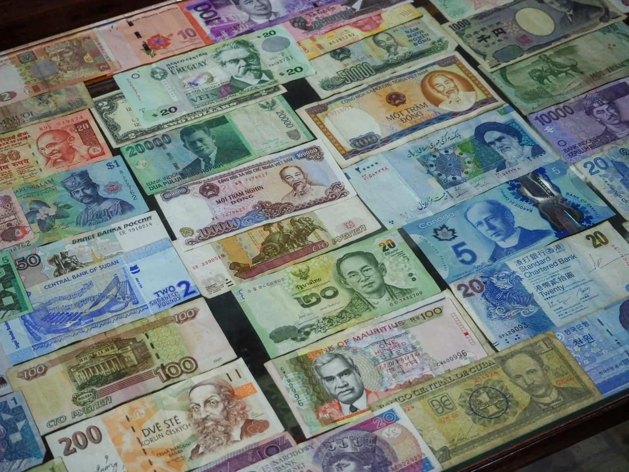 Czy numizmatyka zajmuje się banknotami kolekcjonerskimi