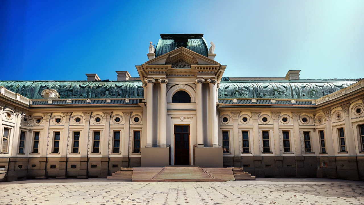 Pałac w Rozalinie: Historia i atrakcje