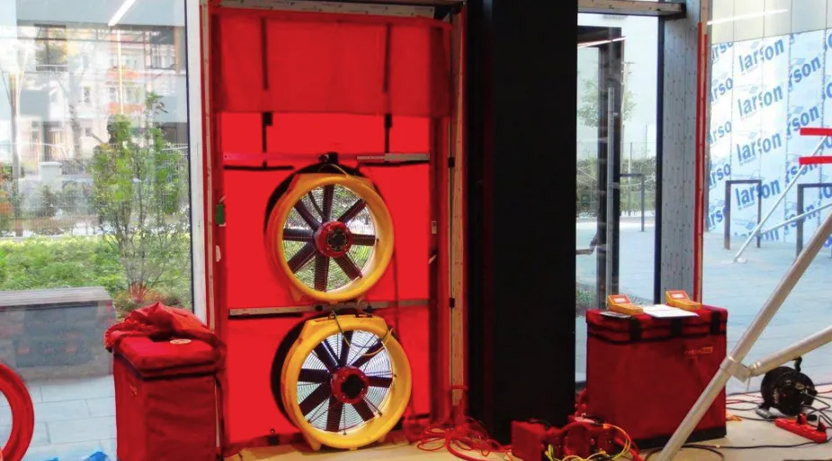 blower door test