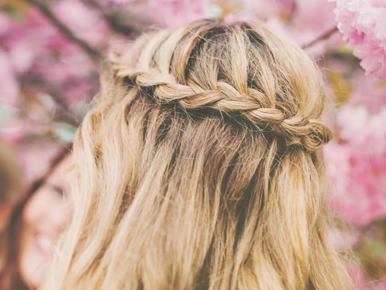 Festliche Flechtfrisuren lange Haare Hochzeit