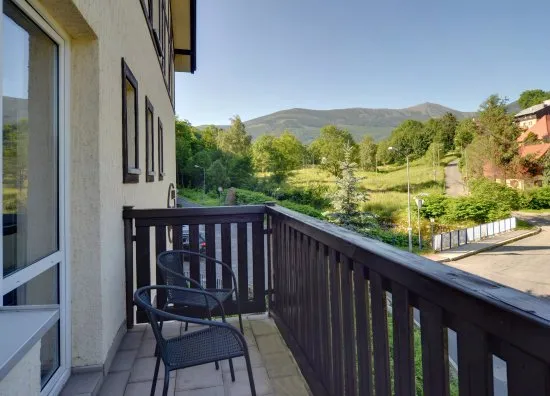 Widok na Śnieżkę z balkonu Karpacz