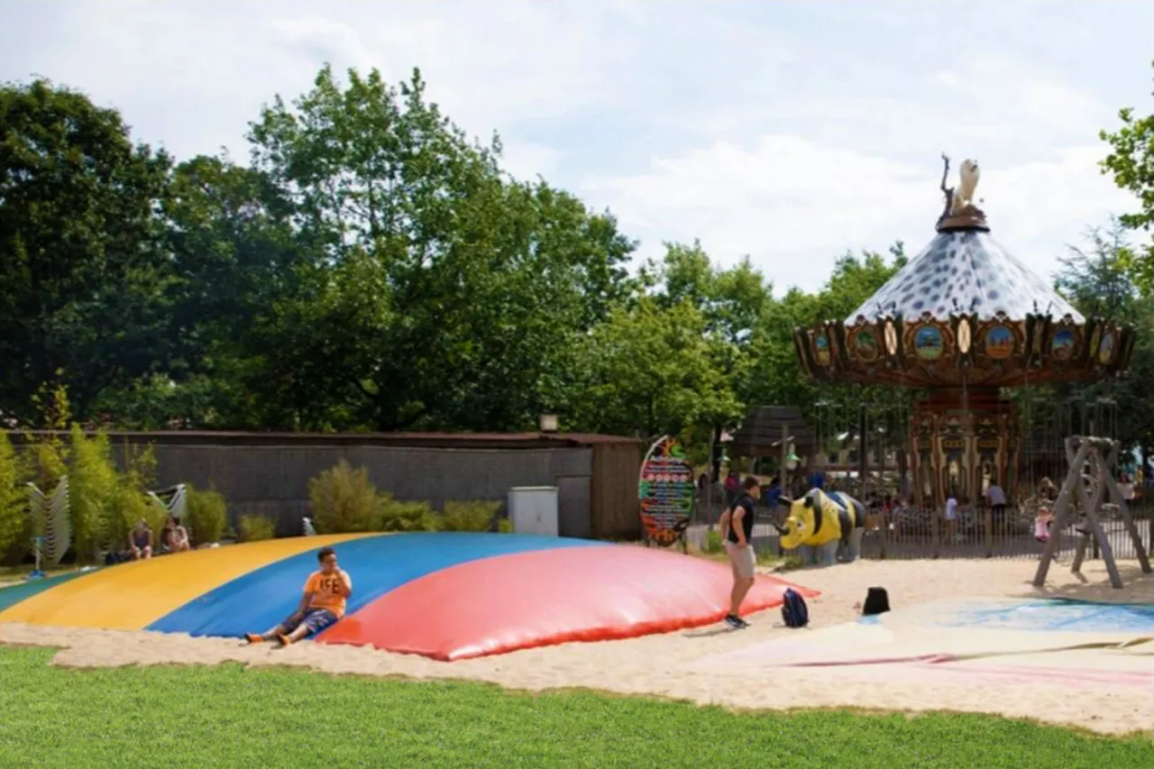 Safaripark Stukenbrock Kinderbereich Spielplatz Streichelzoo