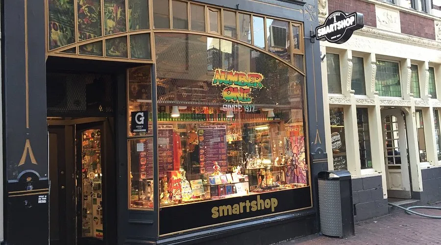 Smartshop exterior Netherlands