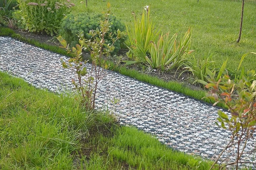 podjazd z kratki trawnikowej