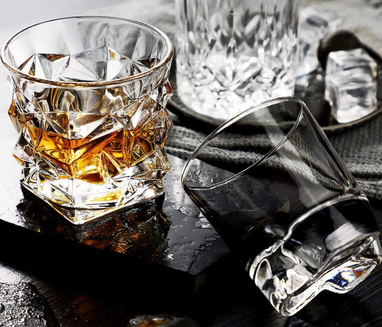 Szklanki do koktajli z kryształowego szkła bezołowiowego