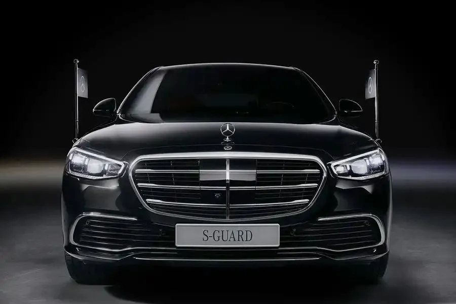 Zdjęcie Mercedes W221 jaki silnik wybrać - uniknij kosztownych błędów