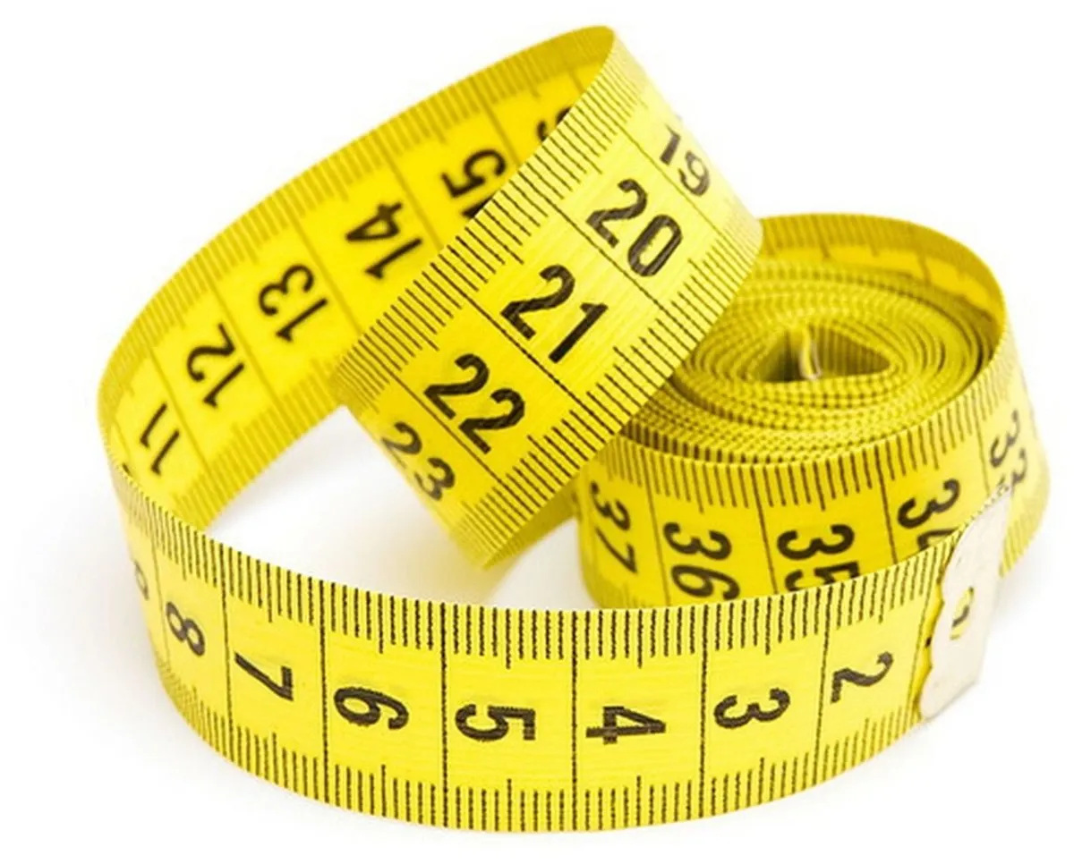 centymetr krawiecki i bluza