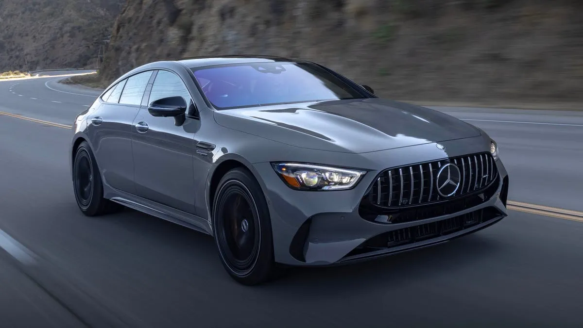 Mercedes-AMG GT coupe roadster 4-door porównanie