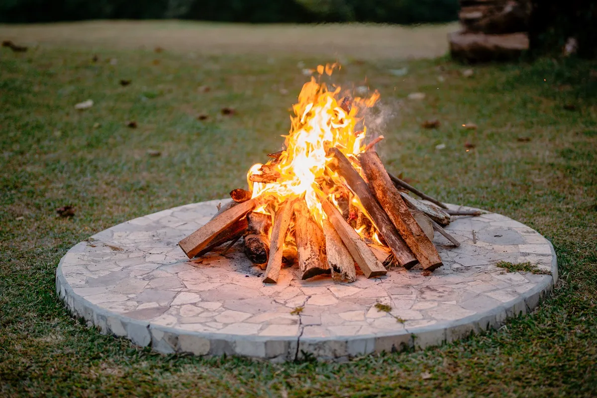 Legalność ogniska na prywatnej posesji Polska