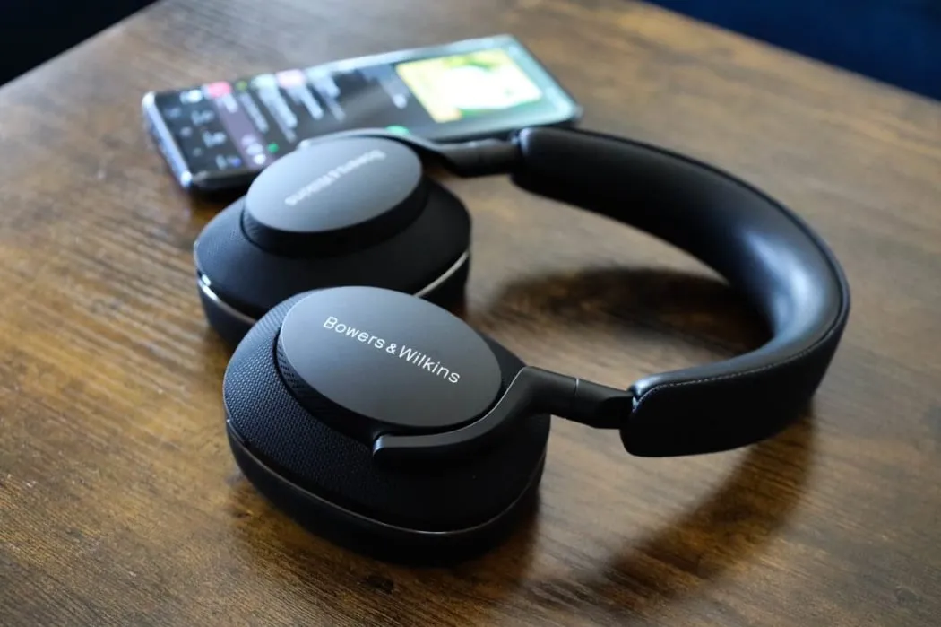 słuchawki z aktywną i pasywną redukcją szumów porównanie