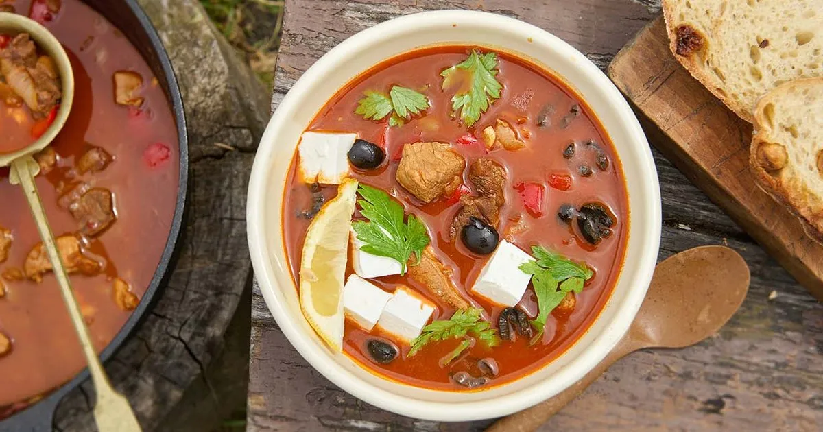 r&oacute;żne rodzaje mięsa na zupę gulaszową wołowina wieprzowina