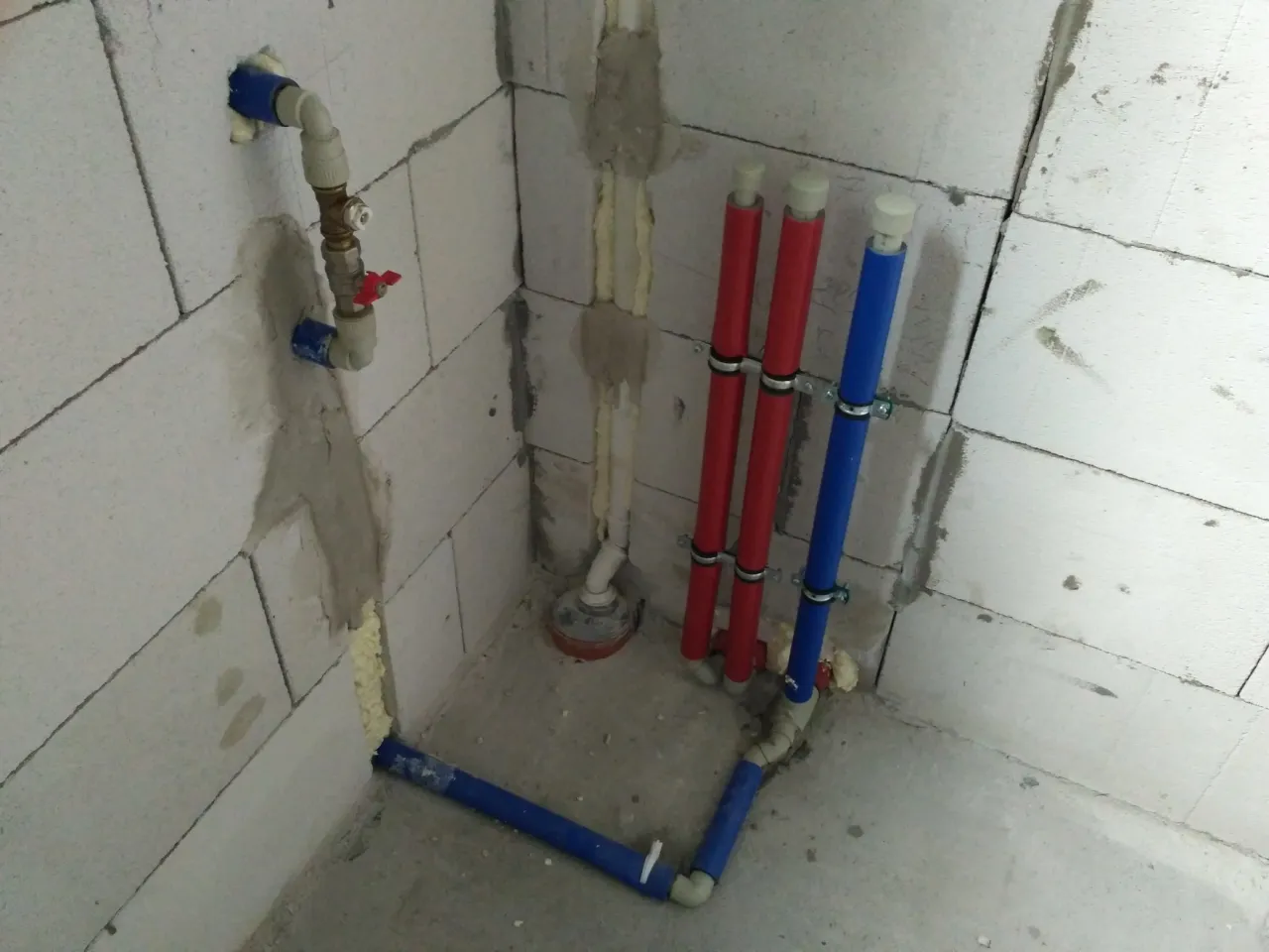 Jak oszacować koszt instalacji wod-kan w domu