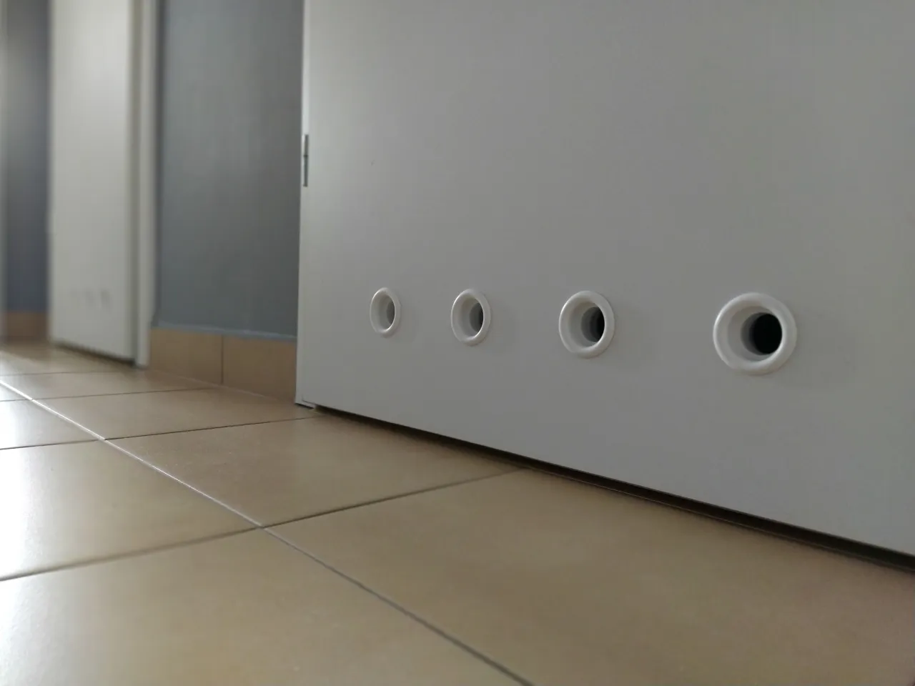 wentylacja drzwi łazienkowych przepisy