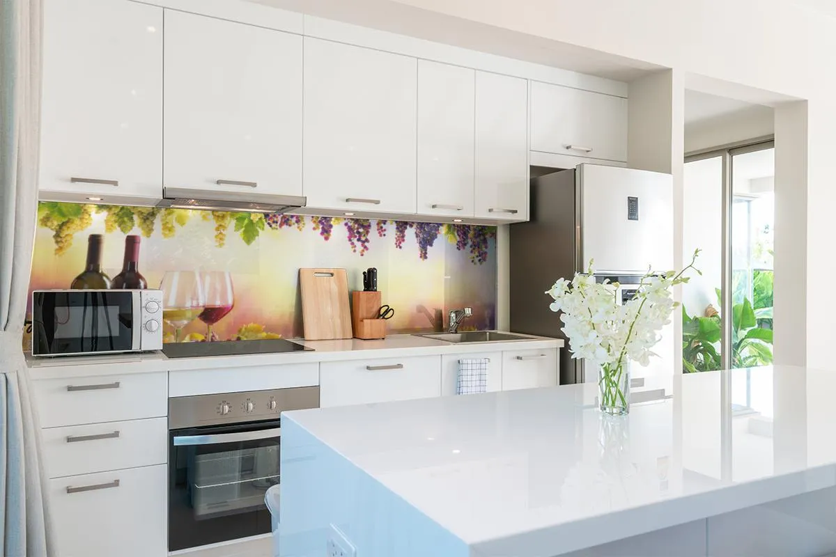 kuchnia z winem butelki