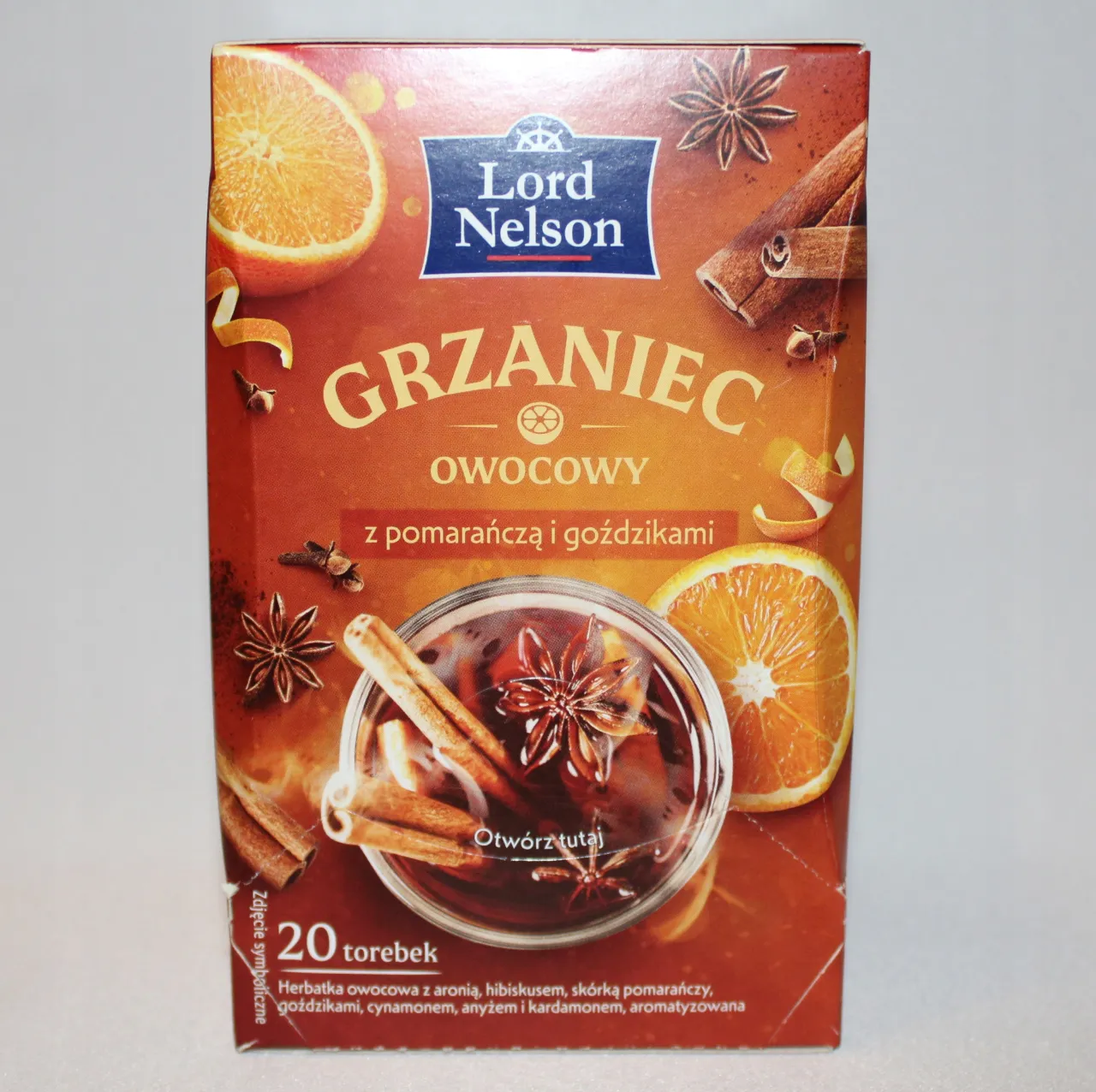 Grzaniec z pomarańczą cynamonem i goździkami