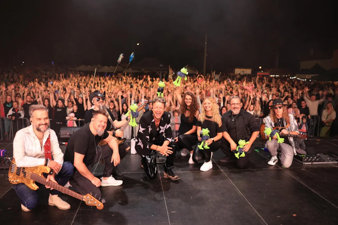 Zespół Feel na scenie podczas koncertu