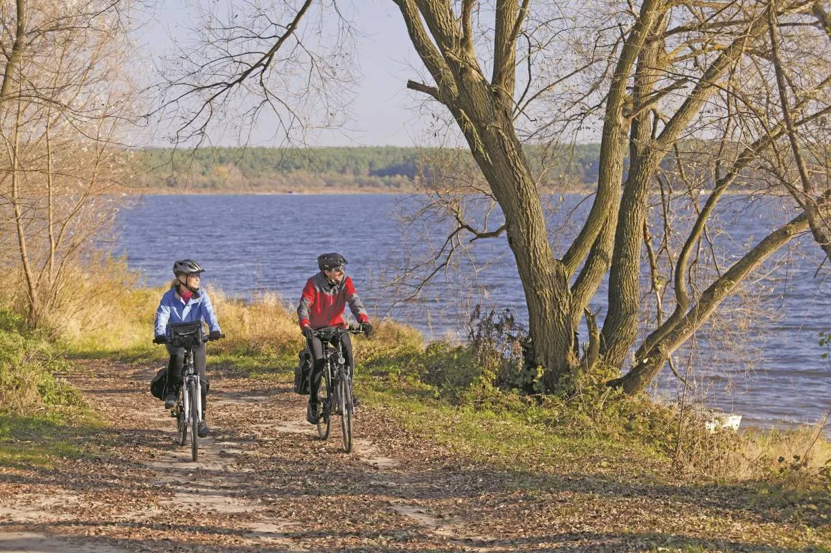 szlak rowerowy wok&oacute;ł Jeziora Chańcza