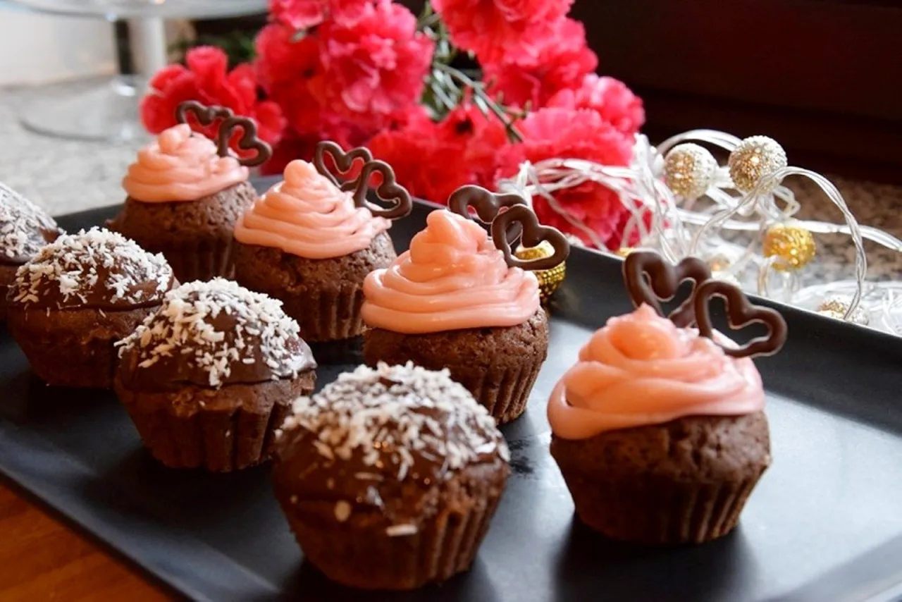 rożek z papieru do pieczenia krok po kroku