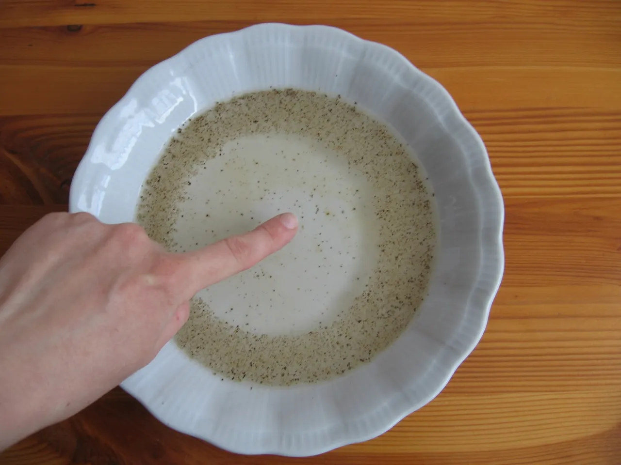 eksperymenty z wodą dla dzieci napięcie powierzchniowe