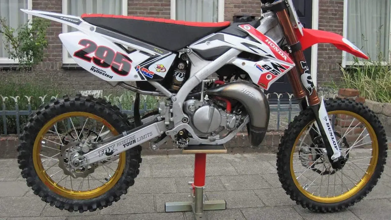 Honda CR 85 silnik dwusuwowy schemat