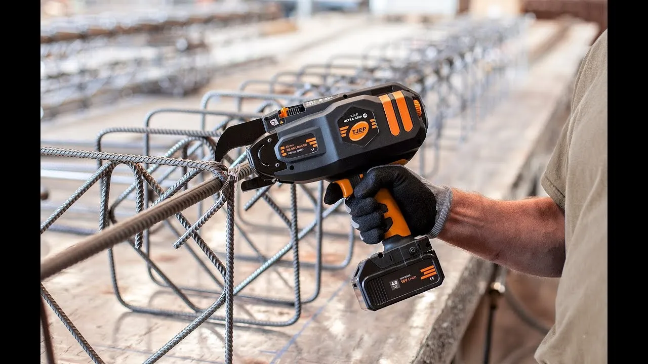 wiązarka do zbrojenia w akcji