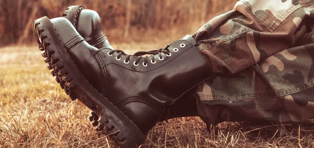 buty na koncert rockowy glany trampki