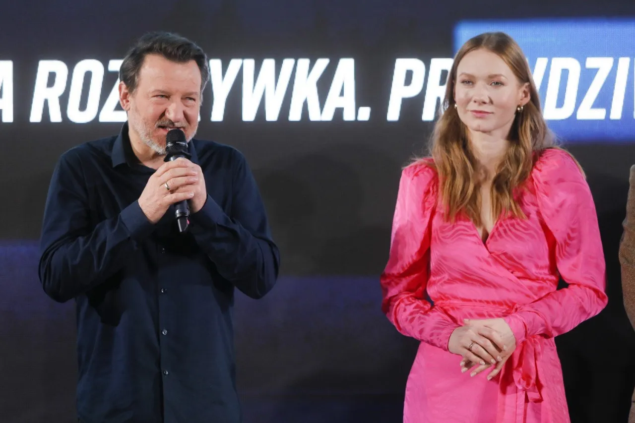 plakat serialu Behawiorysta Robert Więckiewicz