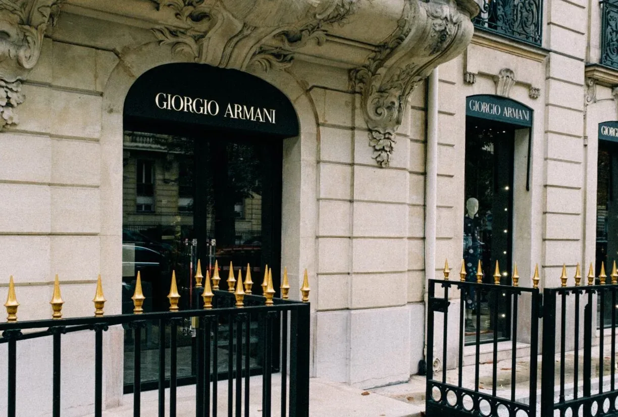 Zdjęcie Najładniejsze perfumy Si od Armaniego - odkryj swoje ulubione zapachy