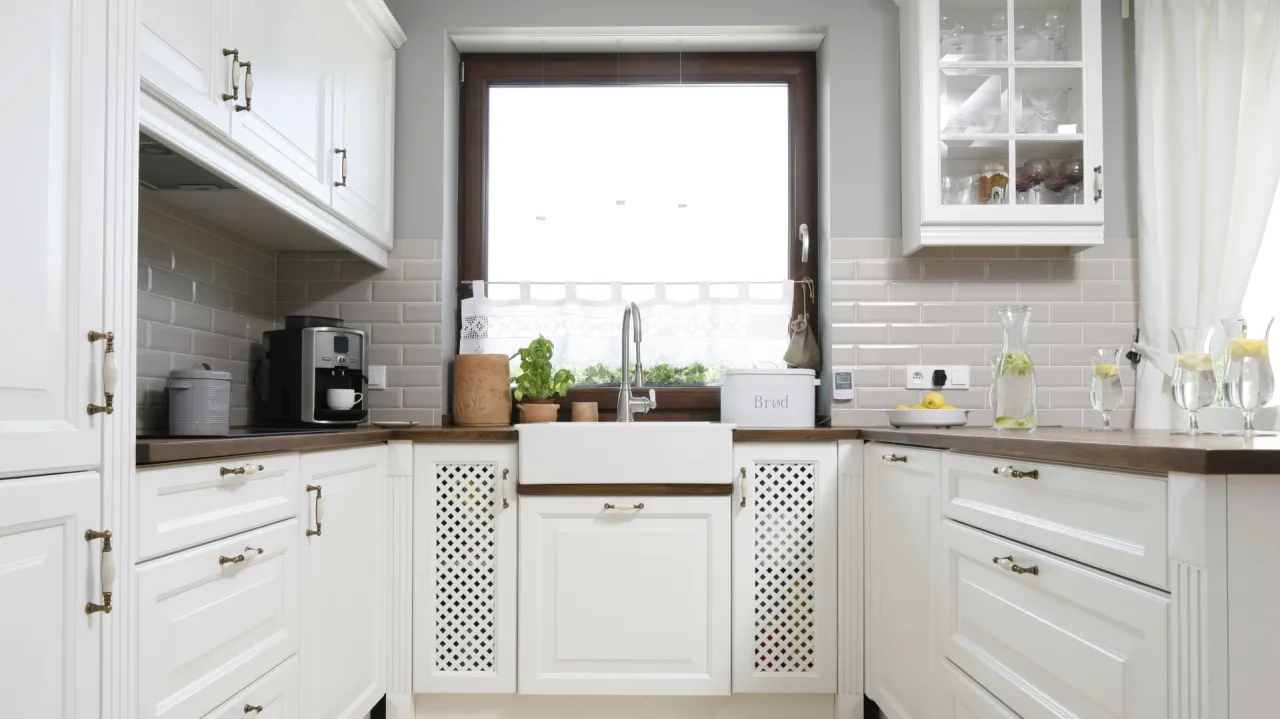 kuchnia okno nad zlewem aranżacje