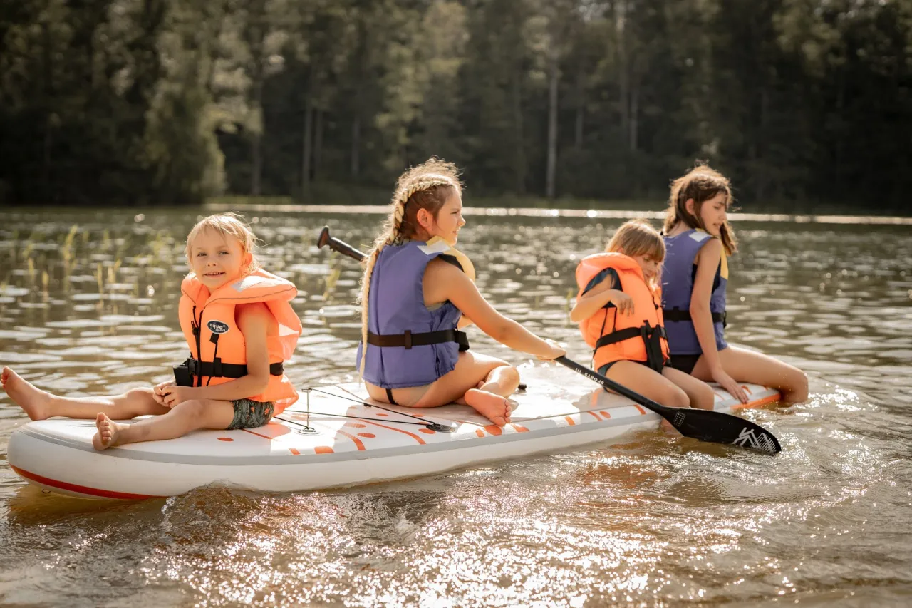 Rodzina na kajakach Mazury