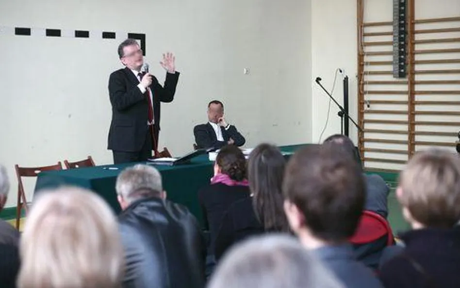 Spółdzielnia mieszkaniowa umowy i kontrakty