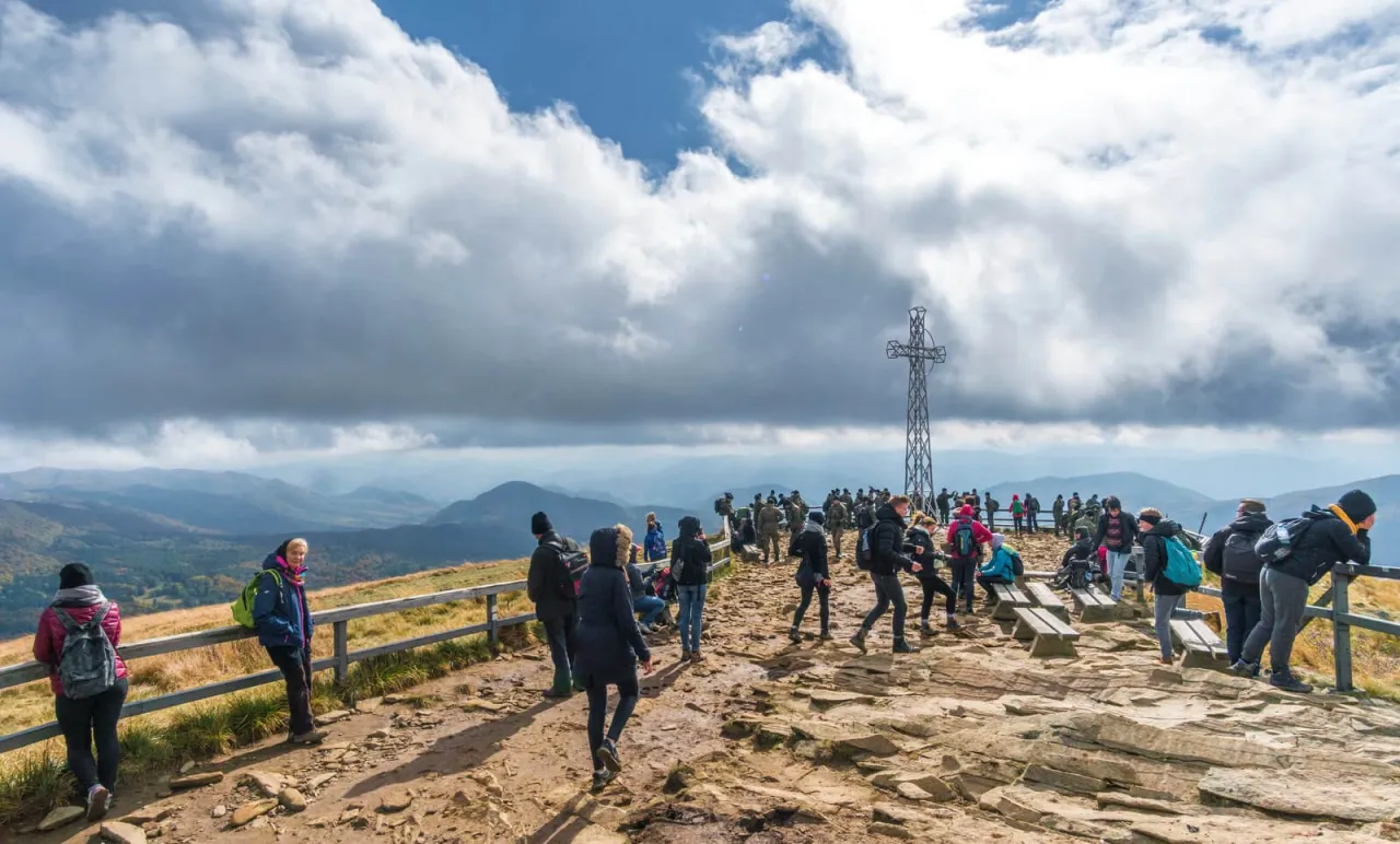 Wołosate widok na Tarnicę, agroturystyka Wołosate