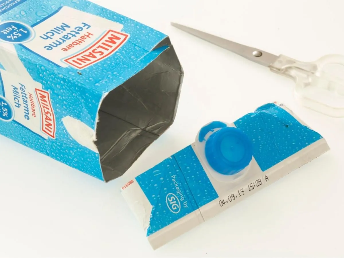 doniczki z kartonów po mleku DIY