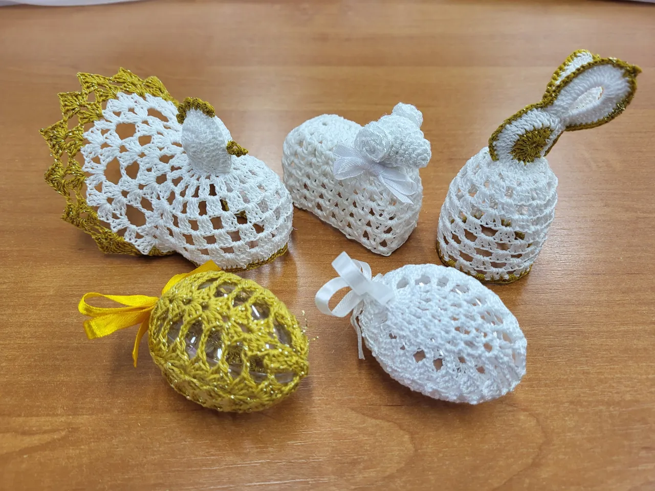 szydełkowe zajączki i kurczaczki wielkanocne