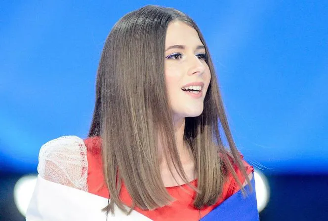Zdjęcie Roksana Węgiel wiek - ilu lat ma utalentowana artystka?