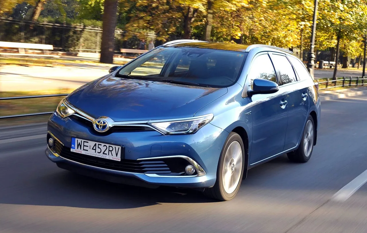 Toyota Auris Hybrid spalanie ciśnienie opon