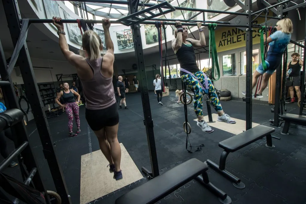 Skalowanie ćwiczeń CrossFit przykłady