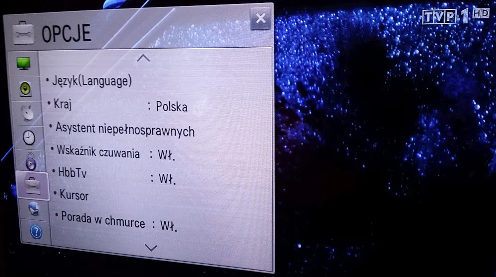 Zdjęcie Jak włączyć HbbTV na telewizorze? Proste kroki, które musisz znać
