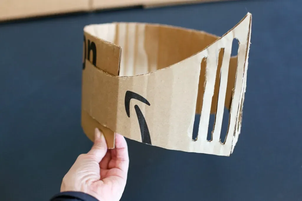 strój rycerza z kartonu zbroja diy