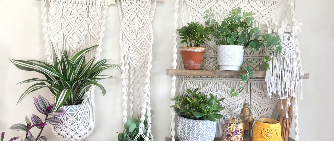 Kwietnik makrama boho styl wnętrza