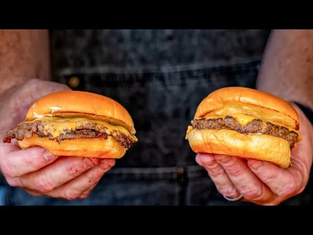 smash burger vs classic burger comparison