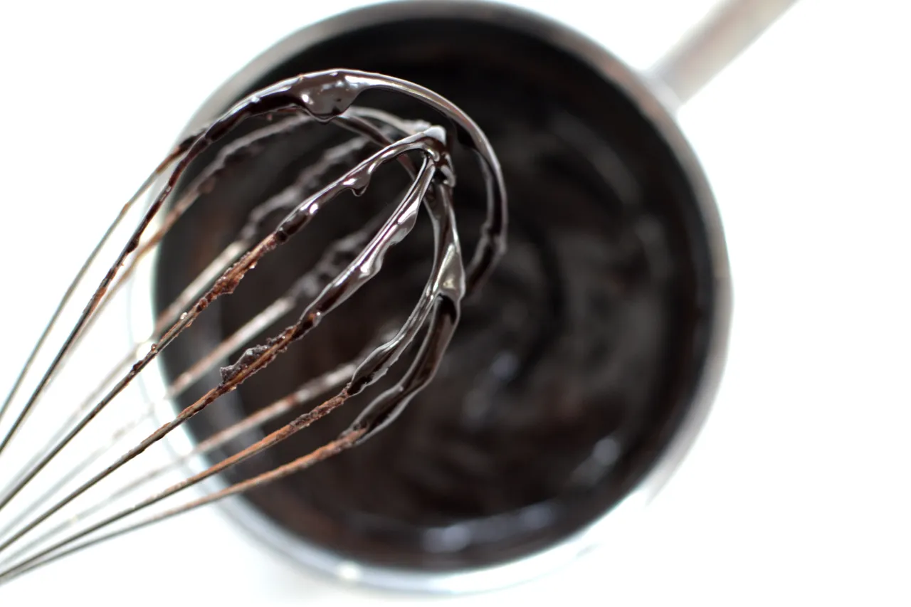 wegańska polewa czekoladowa