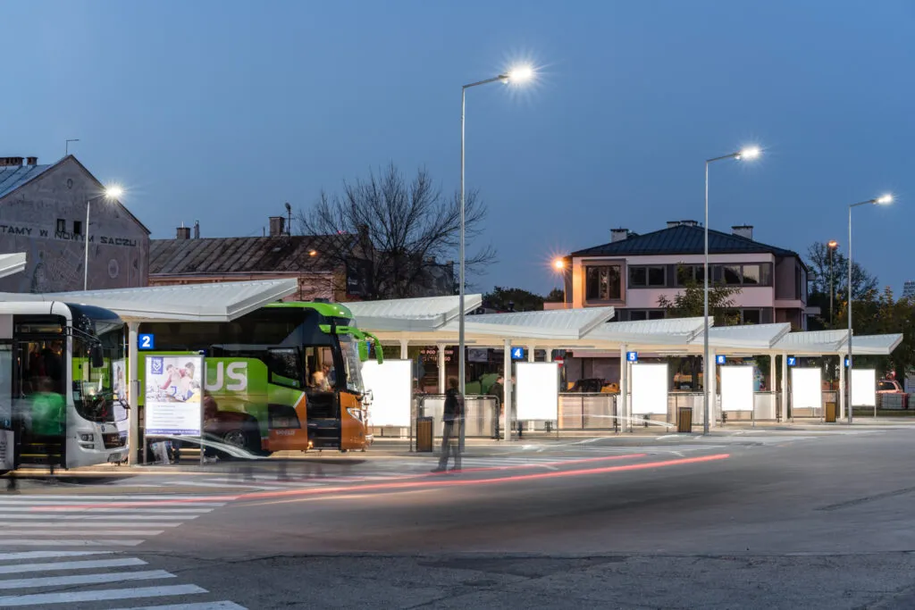 Dworzec autobusowy MDA Nowy Sącz