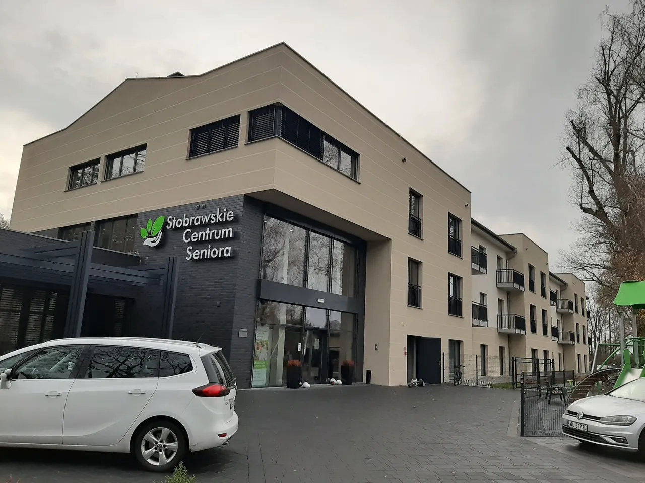 Centrum Seniora Barbara Szemud budynek z zewnątrz