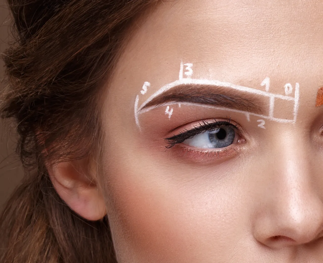 czynniki wpływające na trwałość makijażu permanentnego