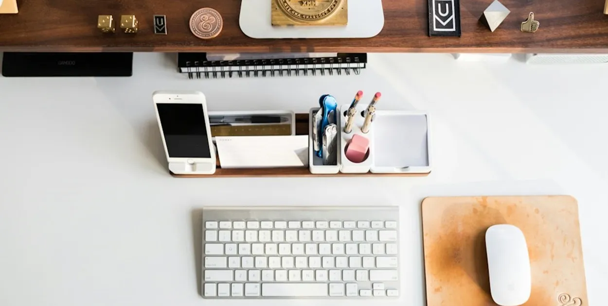 organizacja pracy biurko produktywność