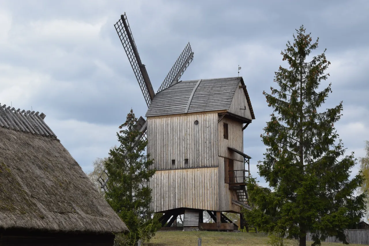 Wiatraki Skansen Wdzydze Kiszewskie