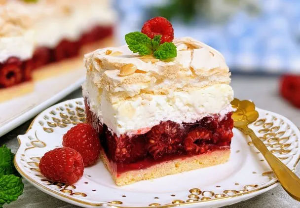 Malinowa Chmurka warstwy ciasta