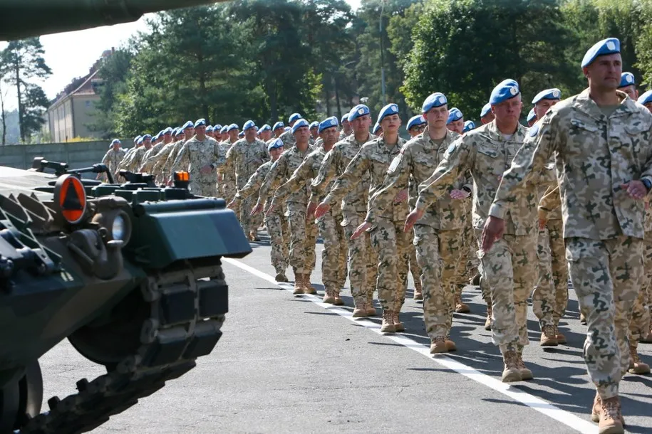 żołnierze polscy w służbie