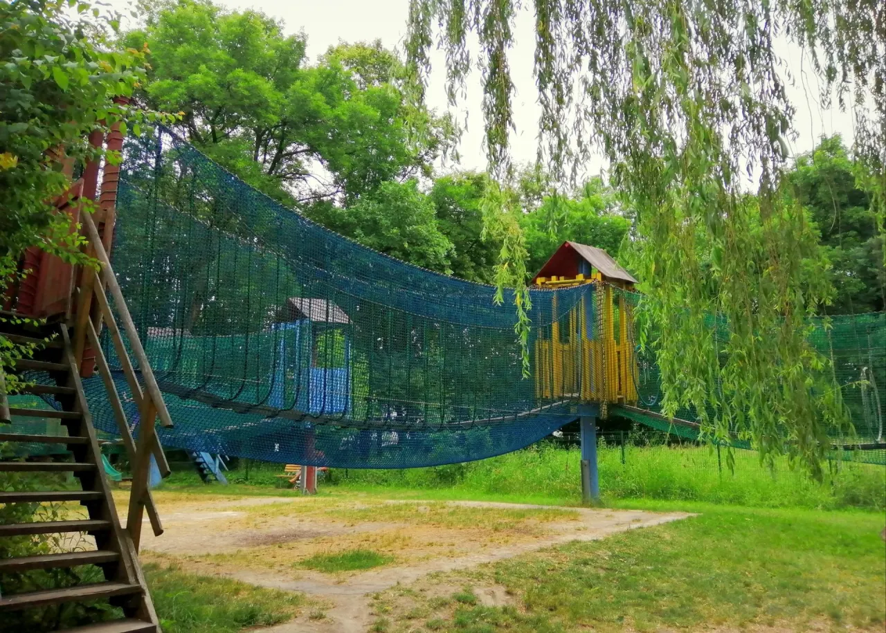 Park Linowy Chorzów trasy dziecięce i dla dorosłych